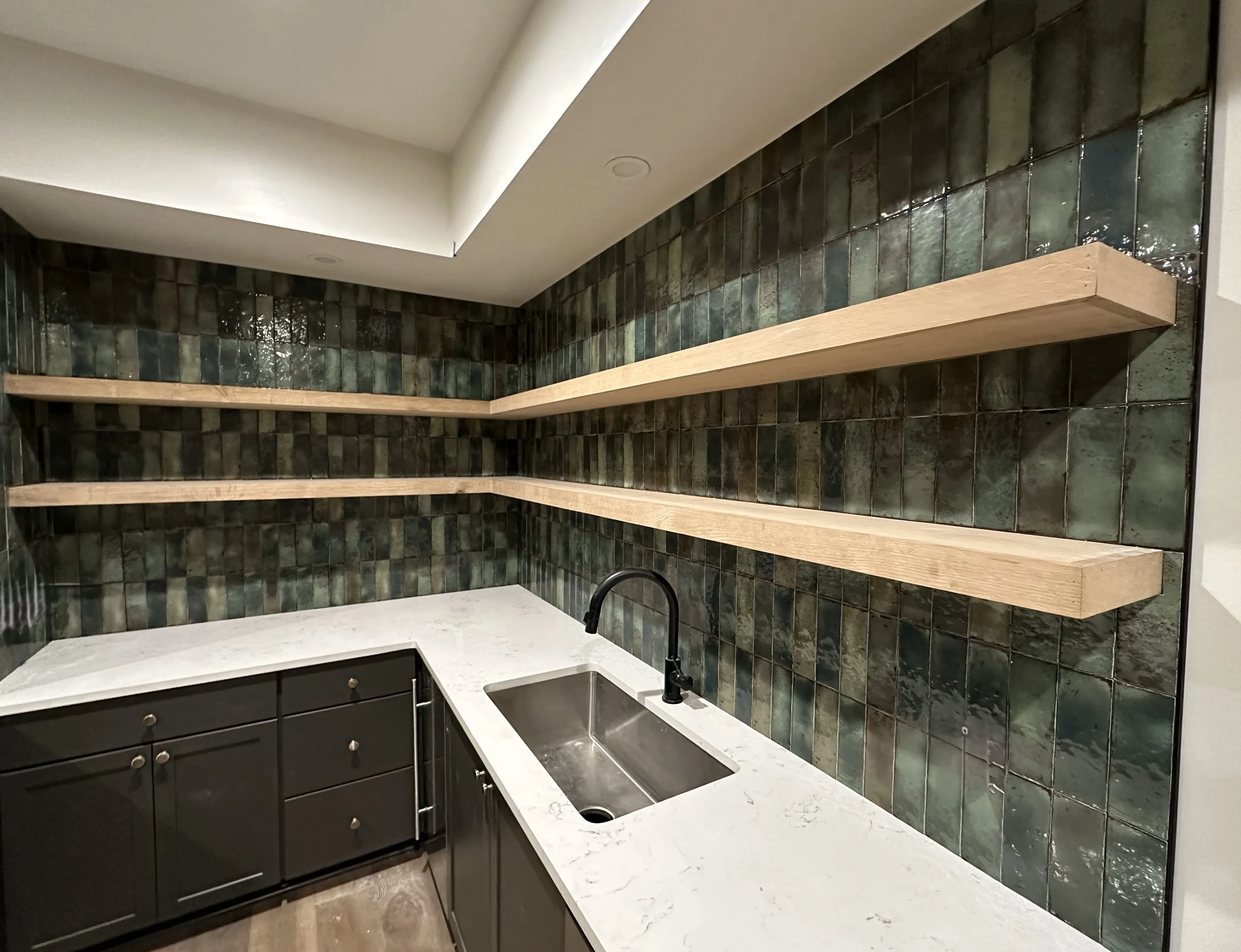 Kitchen backsplash | Brian's Flooring & Design